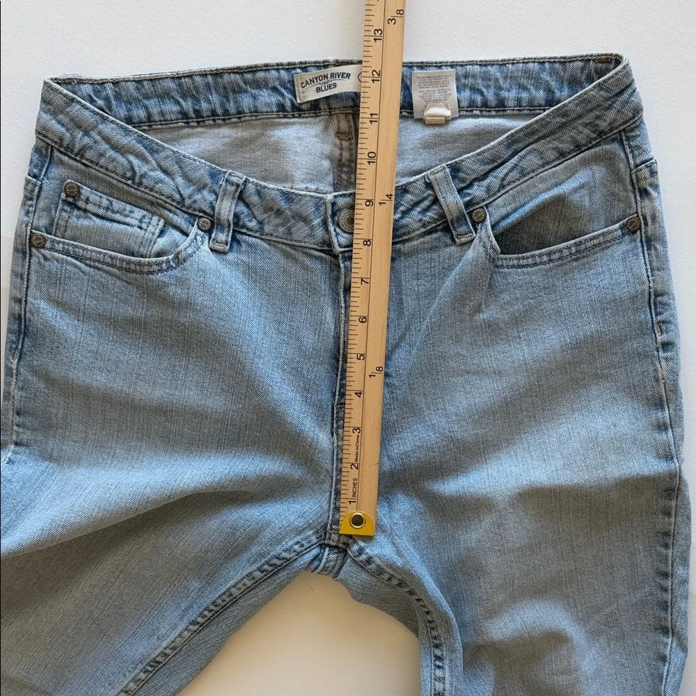 Canyon River Blues Petite 12P Light Wash Straight Leg Jeans Classic Fit